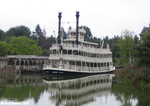 Disneyland Paris Mark Twain Riverboat