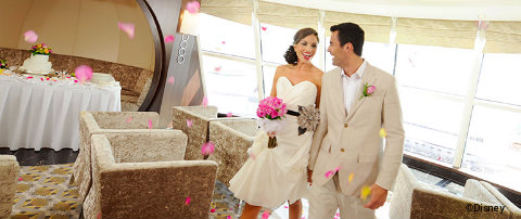 disney-cruise-line-weddings-lounge.jpg