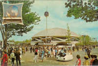 Scan of New York Worlds Fair postcard